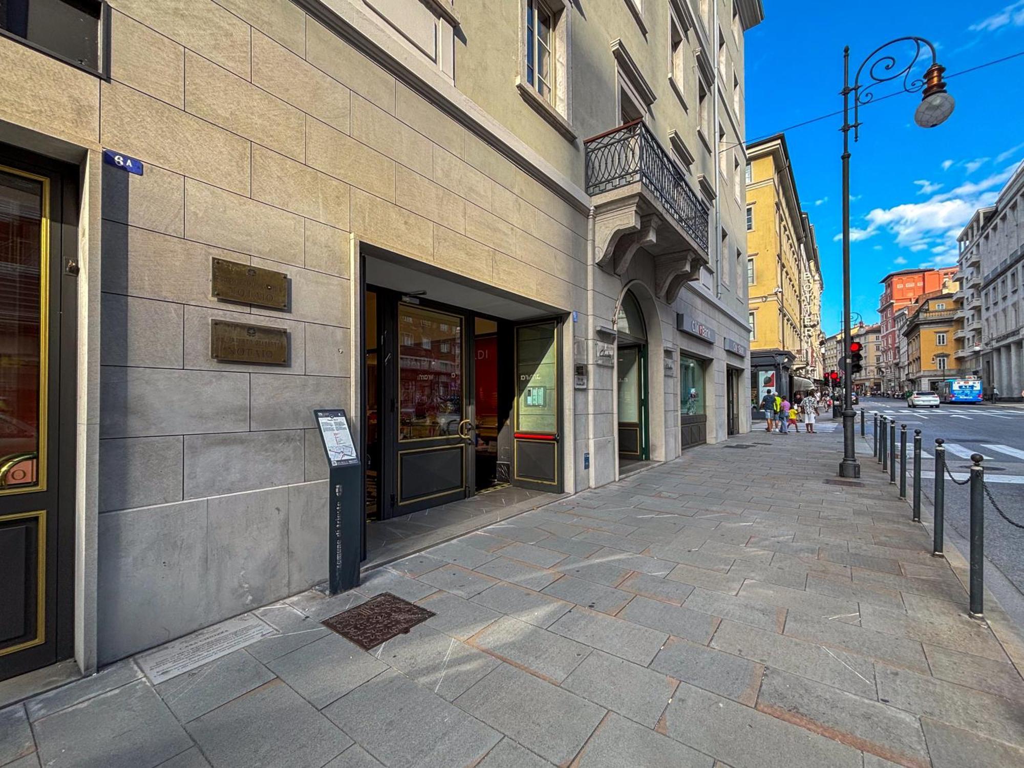 Teatro Exclusive Apartment *