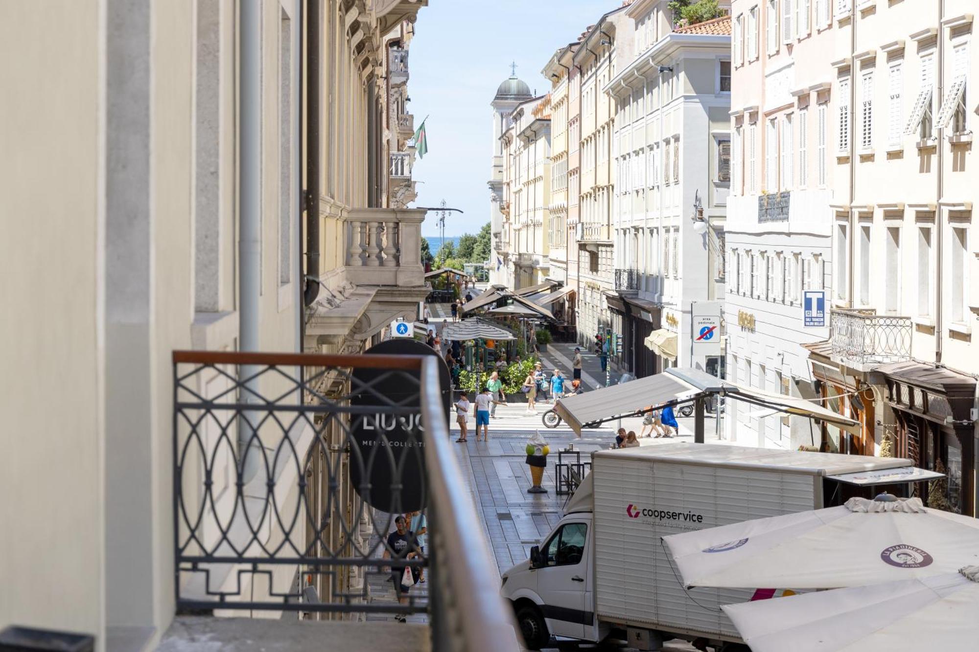 Apartment Teatro Exclusive Trieste